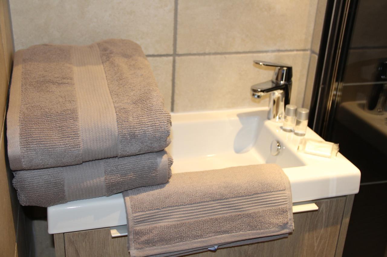 Hotel Du Lion D'Or 챠롤스 외부 사진