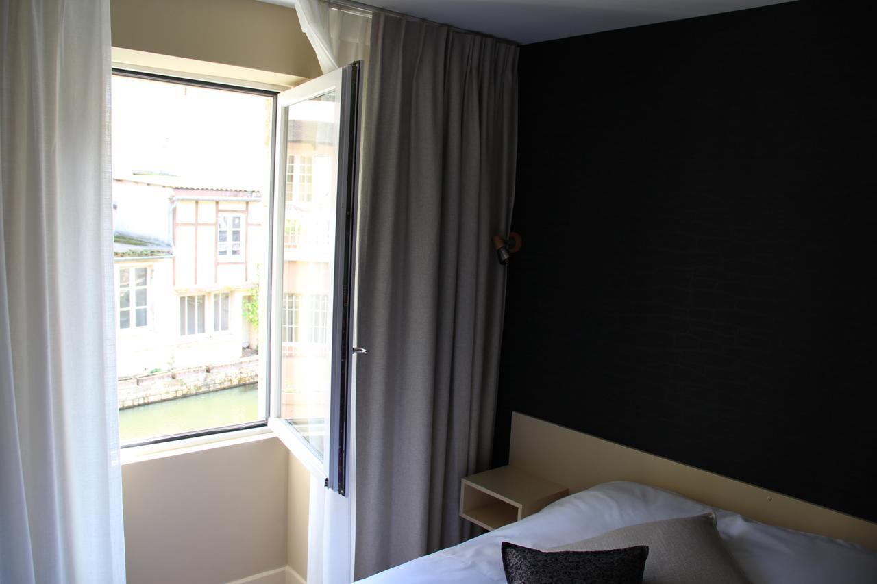 Hotel Du Lion D'Or 챠롤스 외부 사진